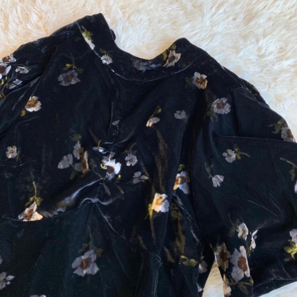 NWT FREE PEOPLE BLK VELVET FLORAL DRESS - Picture 8 of 9
